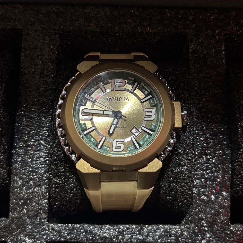 Invicta Bolt Men’s Watch 34555 – 49 mm Stainless Steel, Beige Silicone Strap